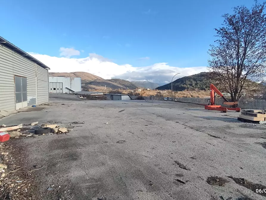 Immagine 12 di Capannone industriale in vendita  in Strada Statale 17 a Barisciano