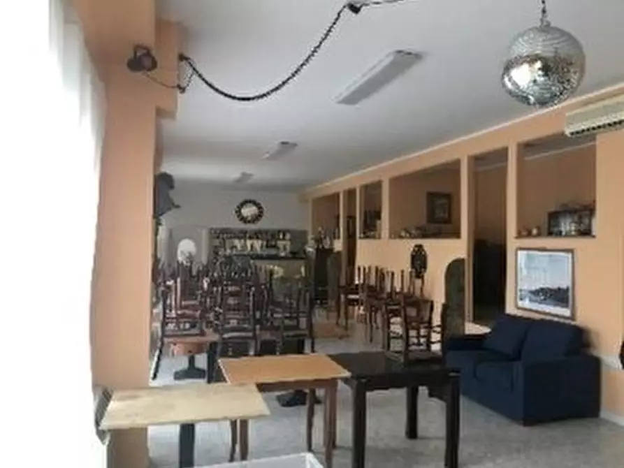 Immagine 9 di Capannone industriale in vendita  in Strada Statale 17 a Barisciano