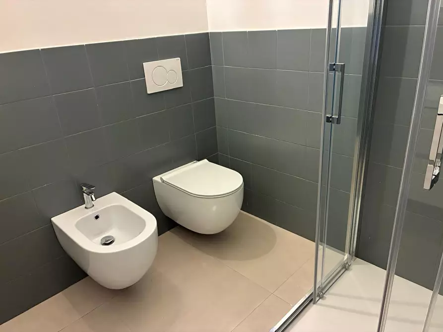 Immagine 13 di Appartamento in affitto  a San Benedetto Del Tronto