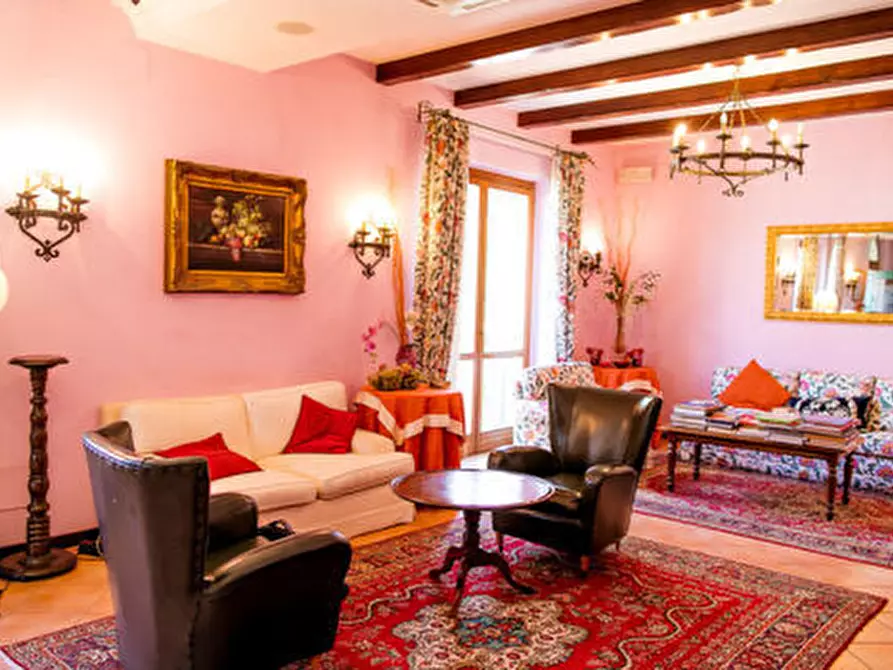 Immagine 13 di Albergo/B&B/Residence in vendita  a Ripatransone