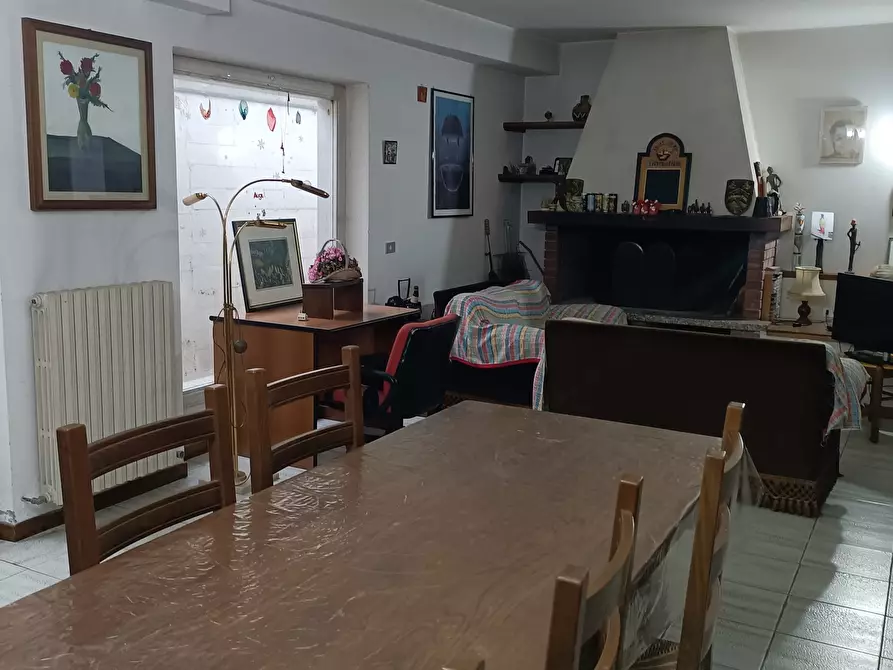 Immagine 35 di Casa indipendente in vendita  a Folignano