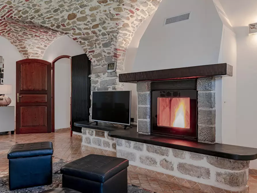 Immagine 21 di Casa indipendente in vendita  a Sarzana