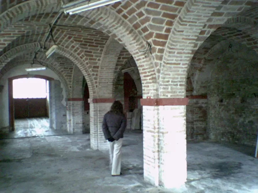 Immagine 18 di Laboratorio in vendita  a Montegiorgio