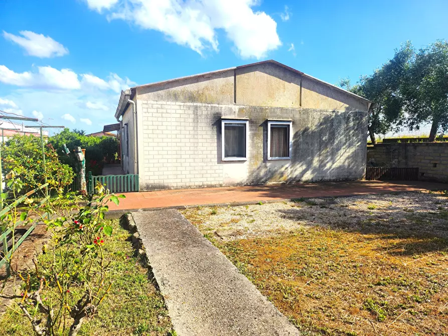 Immagine 21 di Capannone industriale in vendita  a Roma