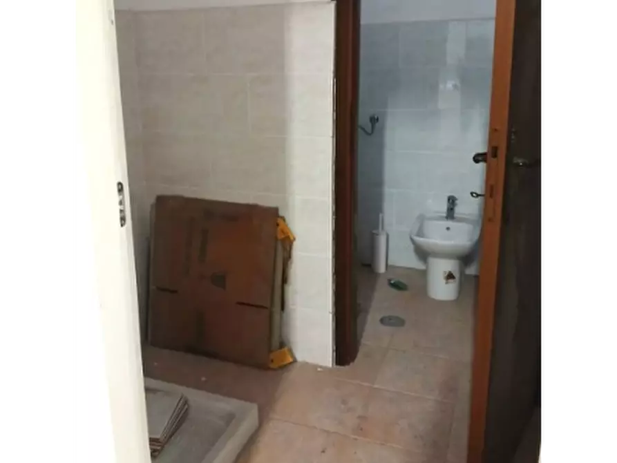 Immagine 12 di Capannone industriale in vendita  a Roma