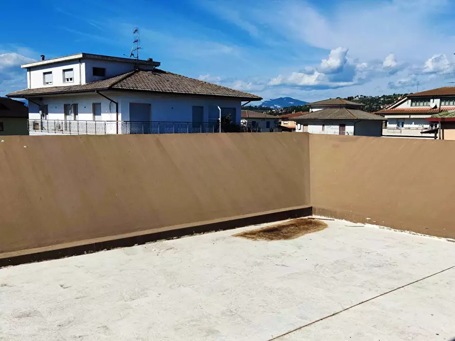 Immagine 36 di Palazzo in vendita  a Spinetoli