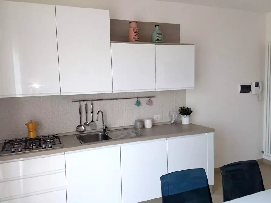 Immagine 9 di Appartamento in vendita  a Martinsicuro