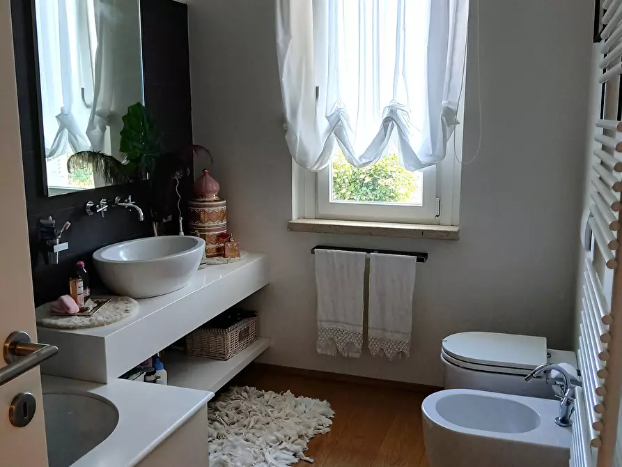 Immagine 42 di Villa in vendita  a San Benedetto Del Tronto