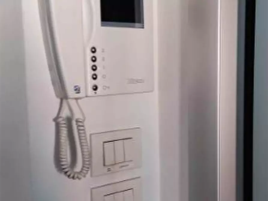 Immagine 19 di Ufficio in affitto  a San Benedetto Del Tronto