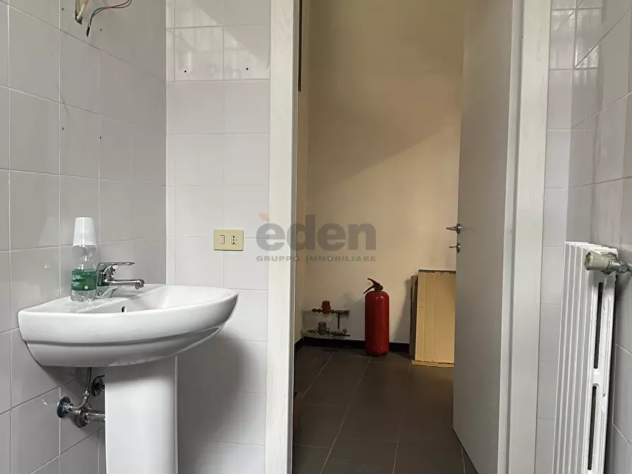 Immagine 4 di Ufficio in affitto  in PIAZZA GUIDO ROSSA 9 a Modena