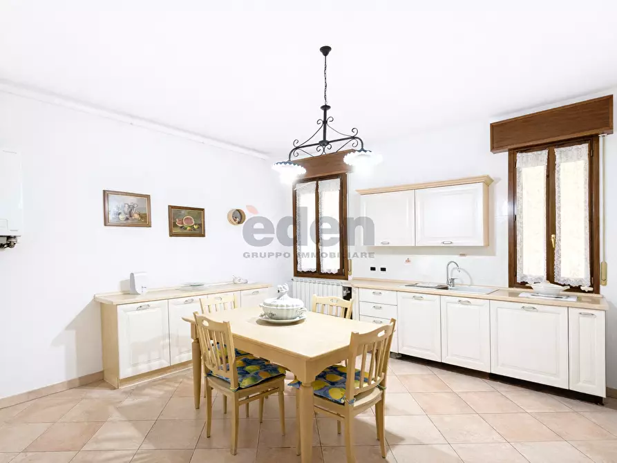 Immagine 19 di Trilocale in vendita  in Via Giuseppe Maria Savani 20 a Modena