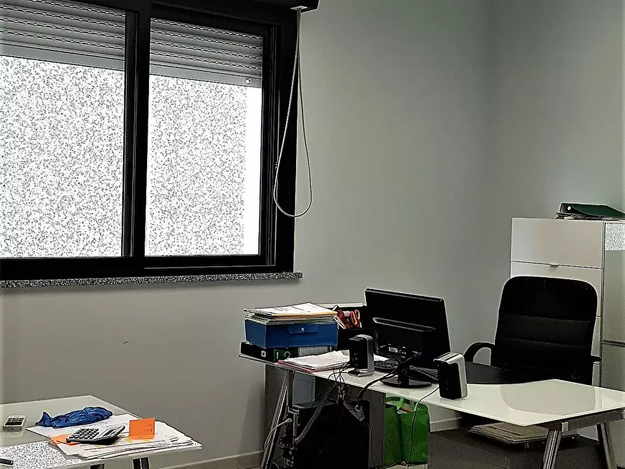 Immagine 23 di Ufficio in affitto  a Quartucciu