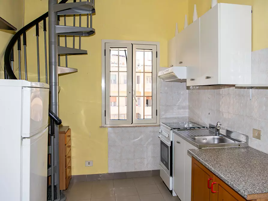 Immagine 7 di Bilocale in vendita  a Cagliari