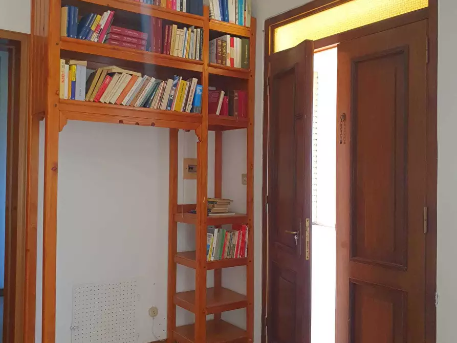 Immagine 9 di Appartamento in vendita  a Senorbì