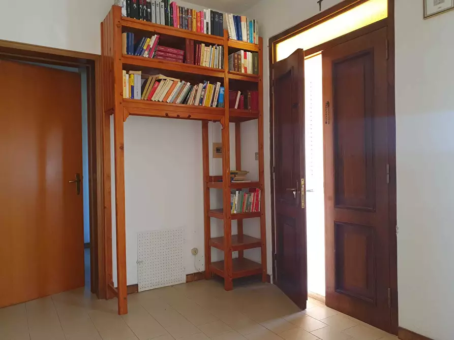 Immagine 7 di Appartamento in vendita  a Senorbì