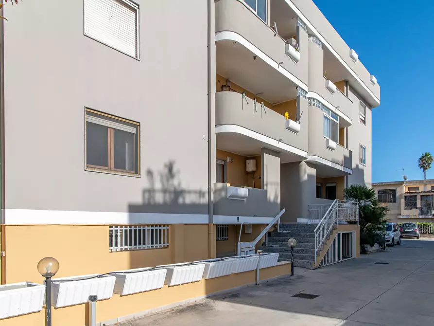 Immagine 1 di Ufficio in vendita  a Cagliari