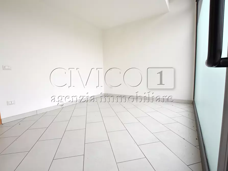 Immagine 13 di Locale commerciale in affitto  in Via Buccia a Limena