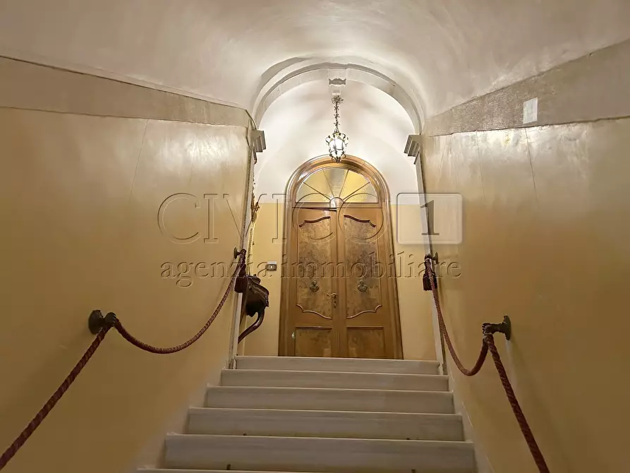 Immagine 13 di Appartamento in vendita  in Sotoportego Widmann a Venezia