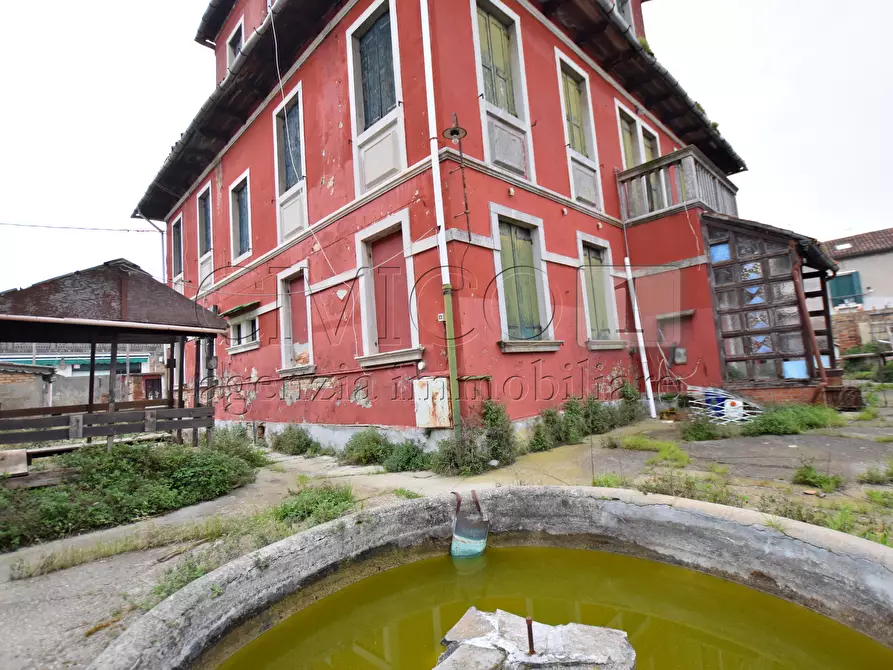 Immagine 11 di Villa in vendita  in Campo San Donato a Venezia