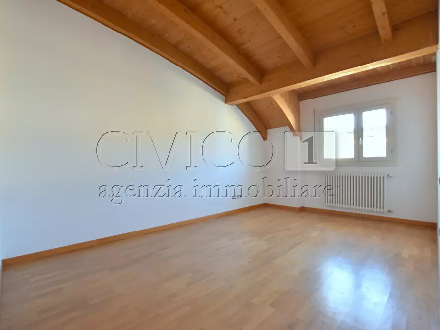 Immagine 13 di Appartamento in vendita  in via canestrini a Padova