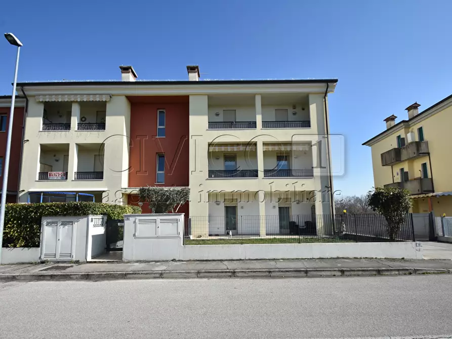 Immagine 22 di Appartamento in vendita  in Via Ferraro 80 a Dueville