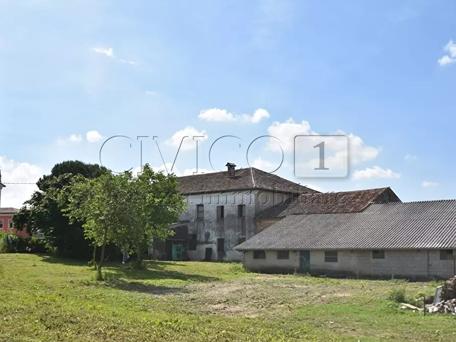 Immagine 4 di Rustico / casale in vendita  in Via Chiesa Rampazzo 17 a Camisano Vicentino