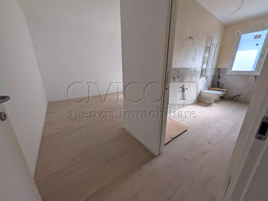 Immagine 25 di Appartamento in vendita  in Via Secula a Longare