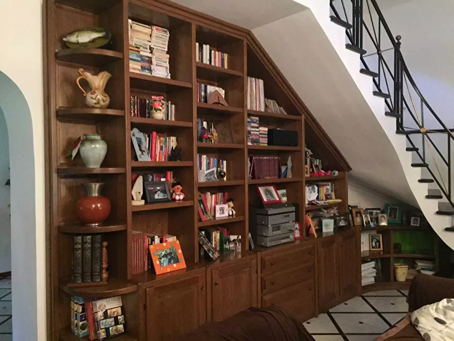 Immagine 27 di Villa in vendita  in Viale Malaspina 19 a Castelnuovo Magra