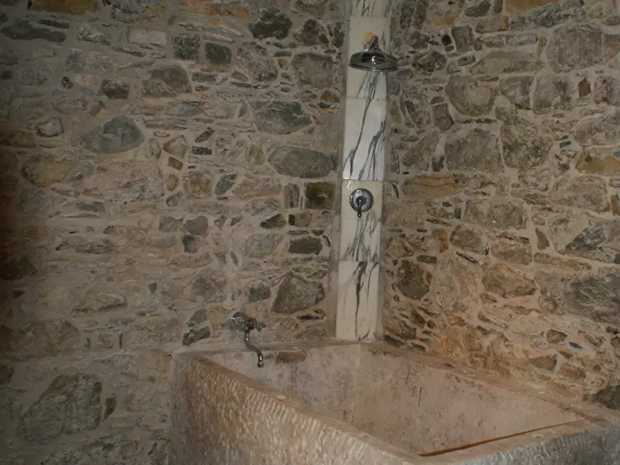 Immagine 44 di Villa in vendita  in Via Annunziata a Ortonovo