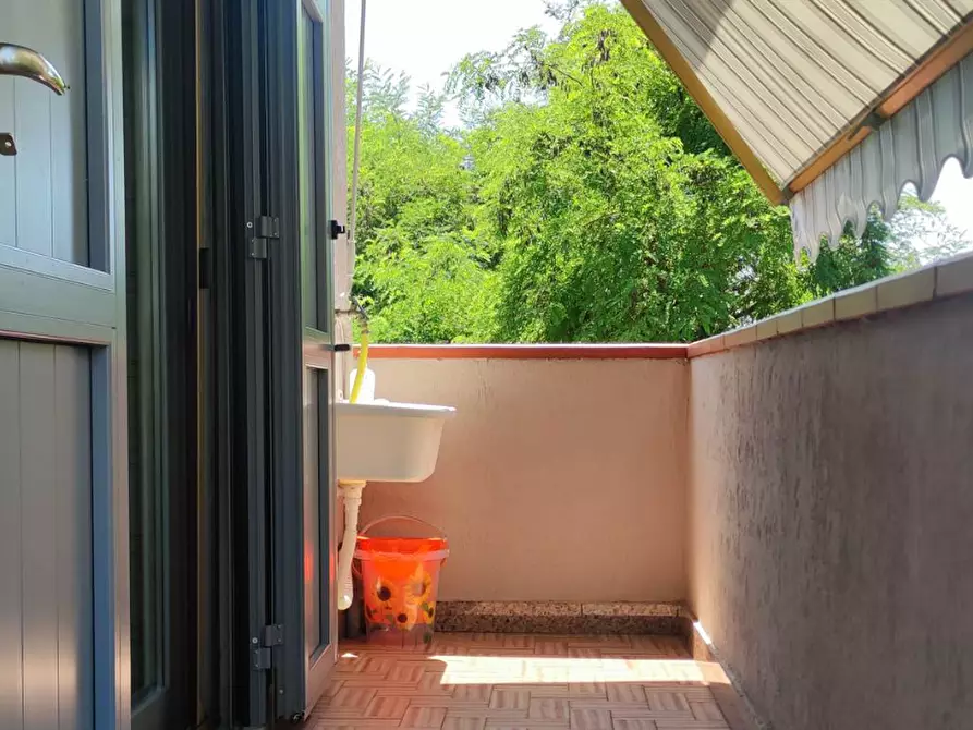 Immagine 10 di Casa semindipendente in vendita  in Via Dogana 23 a Ortonovo