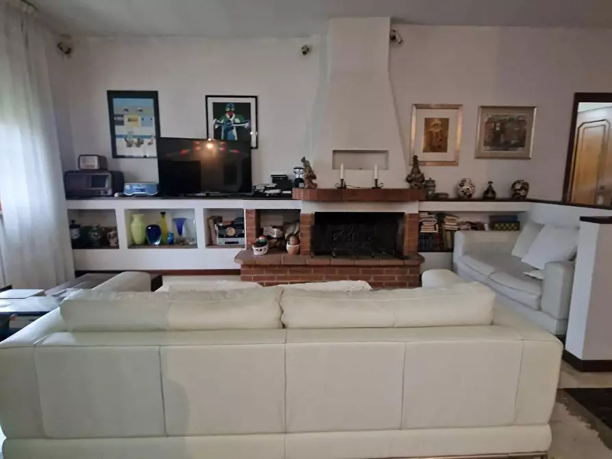 Immagine 6 di Casa bifamiliare in vendita  in Via Interna Sarzanello 252 a Sarzana