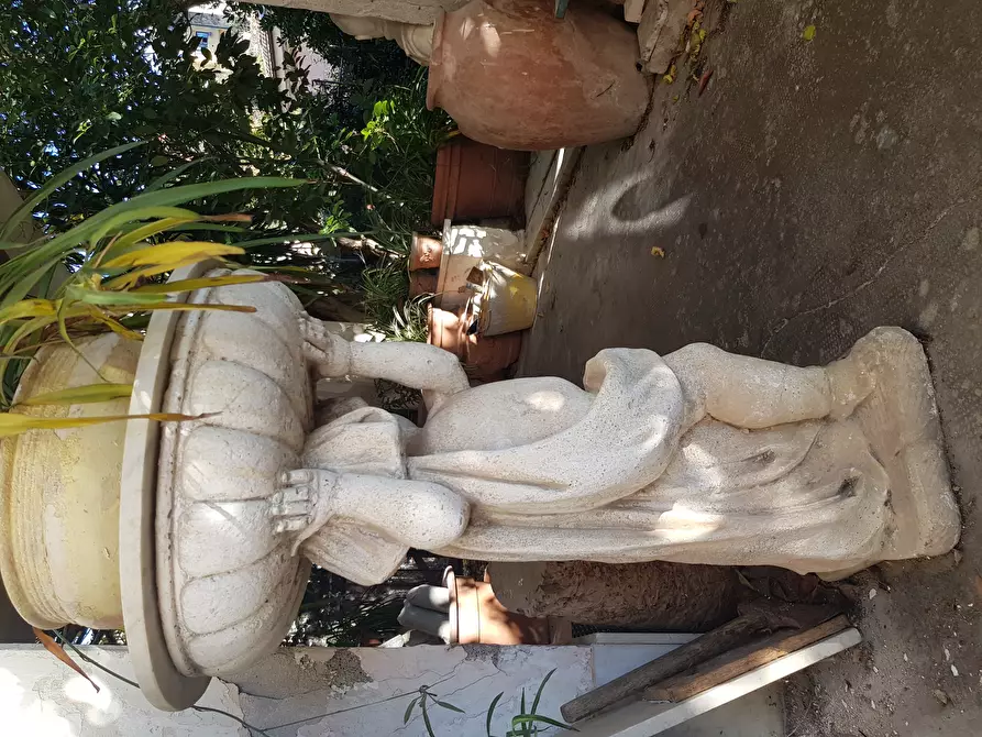 Immagine 58 di Villa in vendita  in Via Milazzo 65 a Carrara