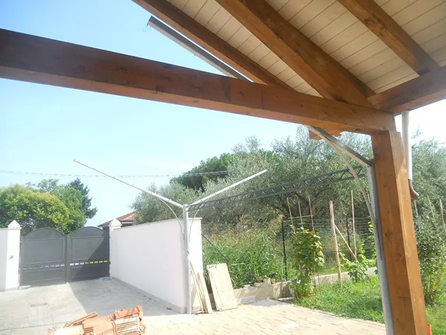 Immagine 32 di Casa semindipendente in vendita  a Castelnuovo Magra