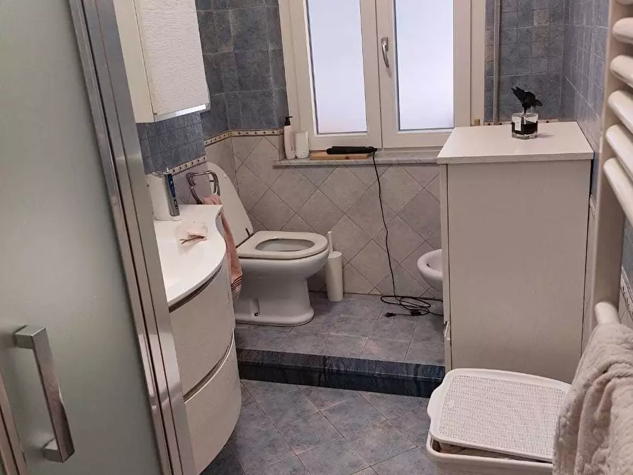 Immagine 16 di Appartamento in vendita  in Via Monterosso a Carrara