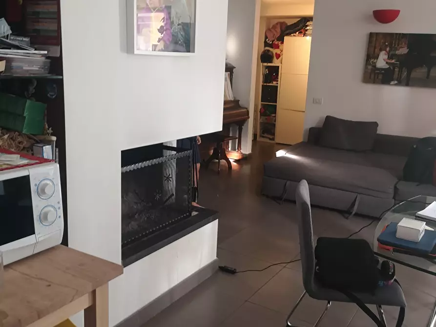 Immagine 3 di Casa semindipendente in vendita  in Via dei Pini 40 a Castelnuovo Magra