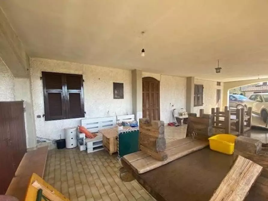 Immagine 10 di Villa in vendita  in Via Larga a Ortonovo