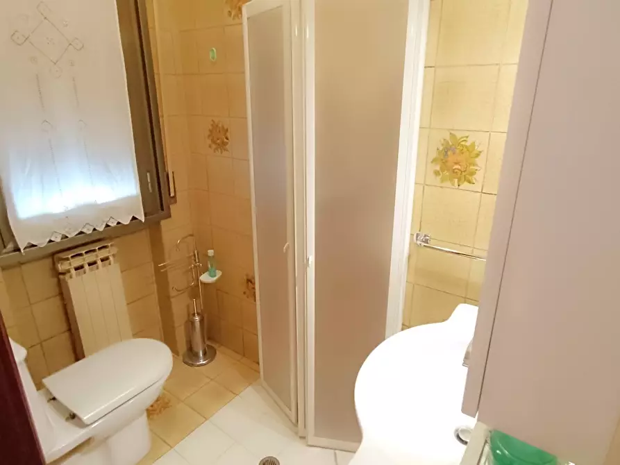 Immagine 22 di Appartamento in vendita  in Ronchi a Massa