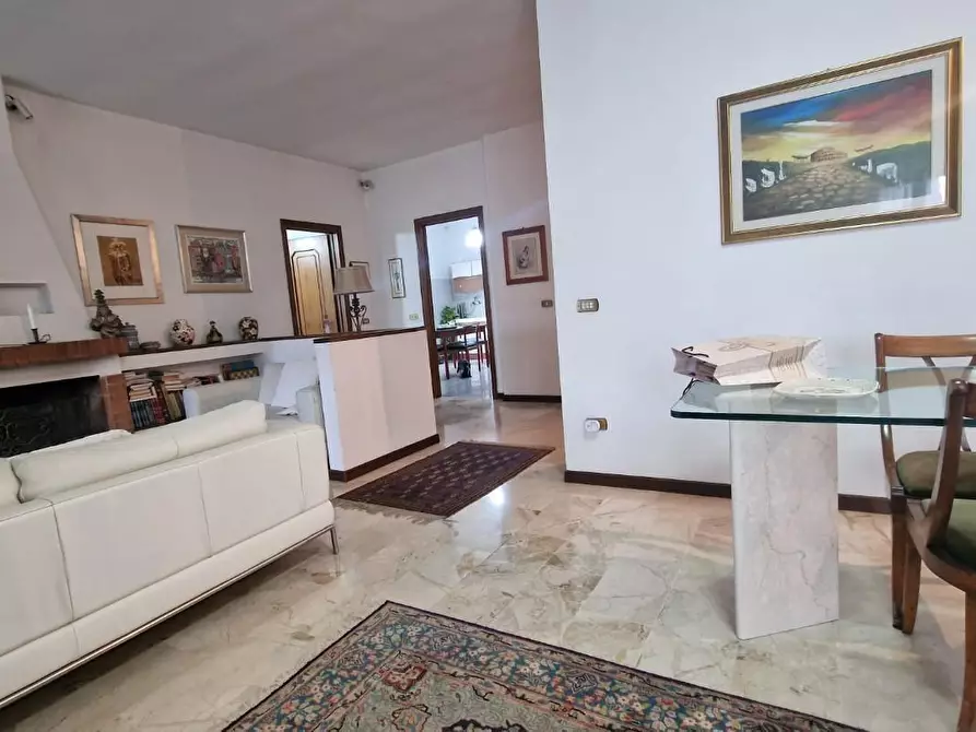 Immagine 8 di Casa bifamiliare in vendita  in Via Interna Sarzanello 252 a Sarzana