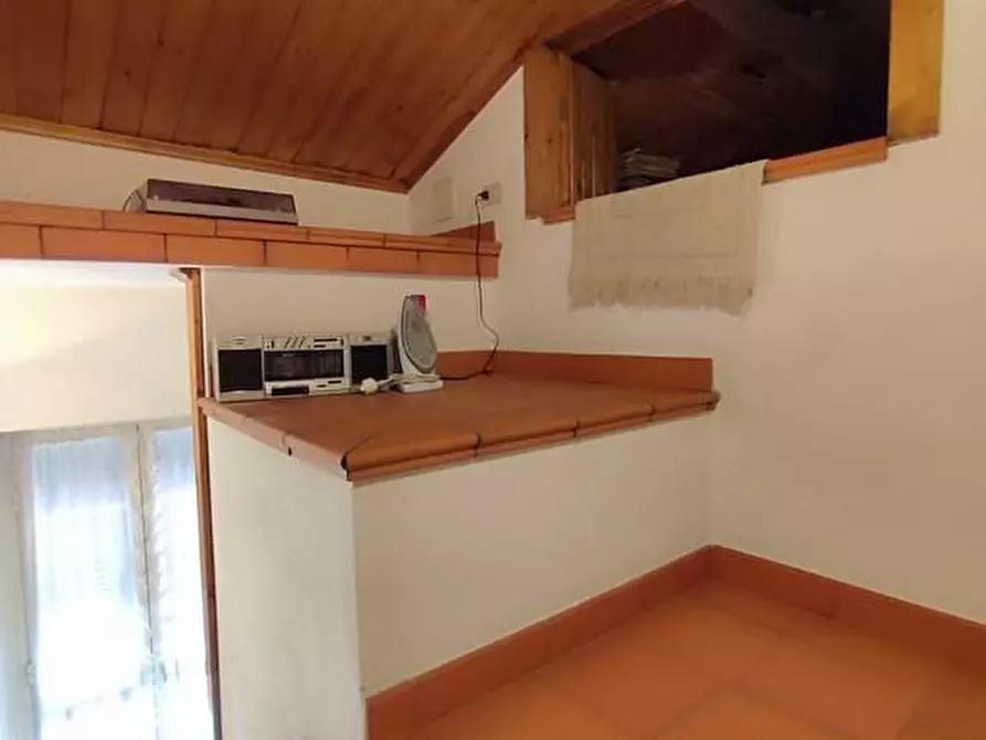 Immagine 32 di Terratetto in vendita  in Strada Statale 1 61 a Ortonovo