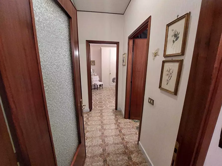 Immagine 5 di Appartamento in vendita  in Viale XX Settembre 120 a Carrara