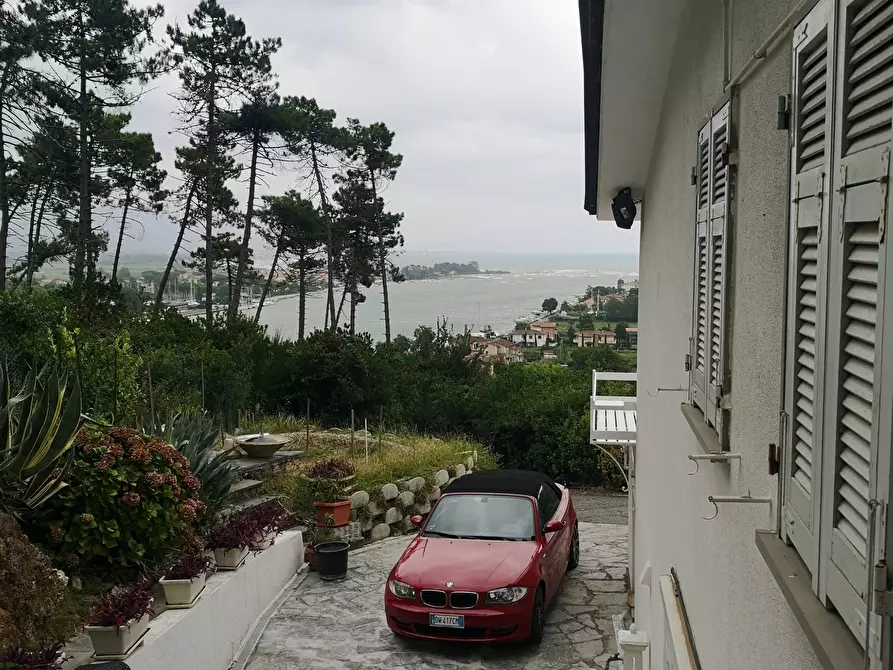 Immagine 48 di Casa semindipendente in vendita  in Via C. A. Fabbricotti 18 a Ameglia