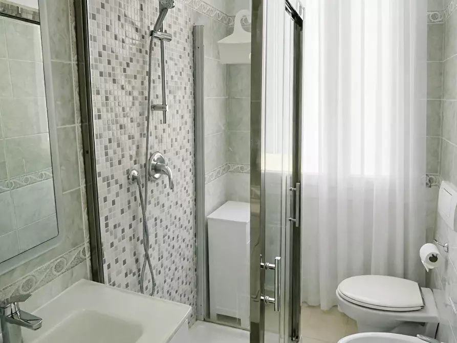 Immagine 4 di Stanza singola in affitto  a Bologna