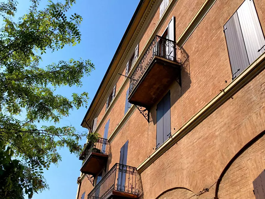 Immagine 7 di Trilocale in affitto  a Bologna