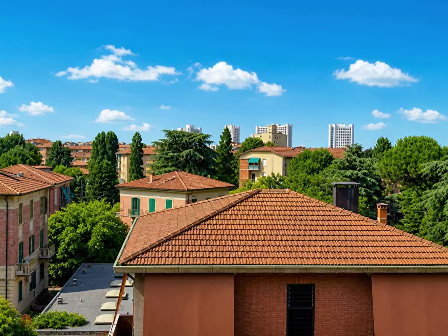 Immagine 2 di Trilocale in affitto  a Bologna