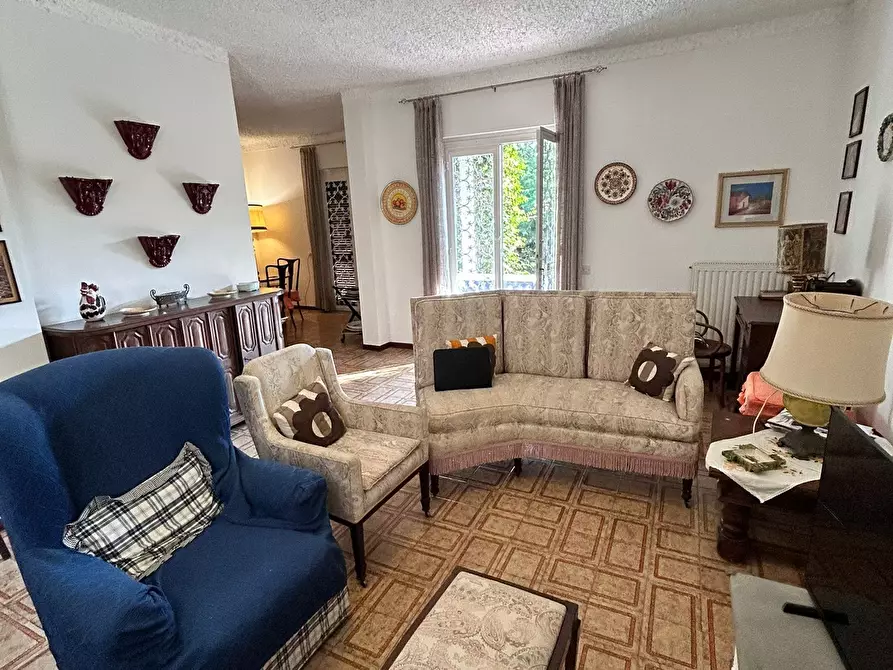 Immagine 3 di Casa bifamiliare in vendita  in Viale Alcide de Gasperi 130 a San Felice Circeo