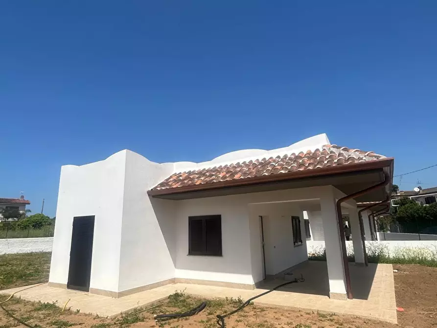 Immagine 2 di Casa bifamiliare in vendita  in Via Africa Orientale 43 a San Felice Circeo