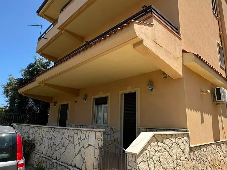 Immagine 3 di Pentalocale in vendita  in Via ST 31 39 a Palermo