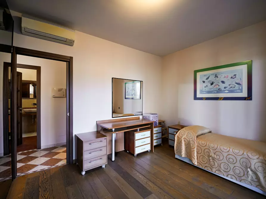 Immagine 14 di Rustico / casale in vendita  in Via Martiri della Libertà 28A a Beinasco