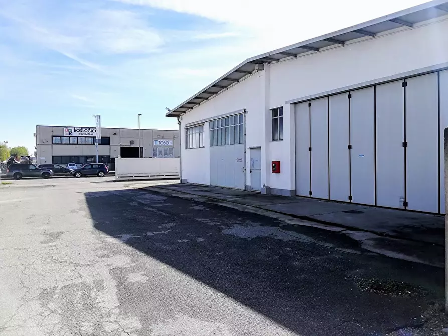 Immagine 11 di Attività artigianale in vendita  in Via Don Pietro Giordano a Orbassano