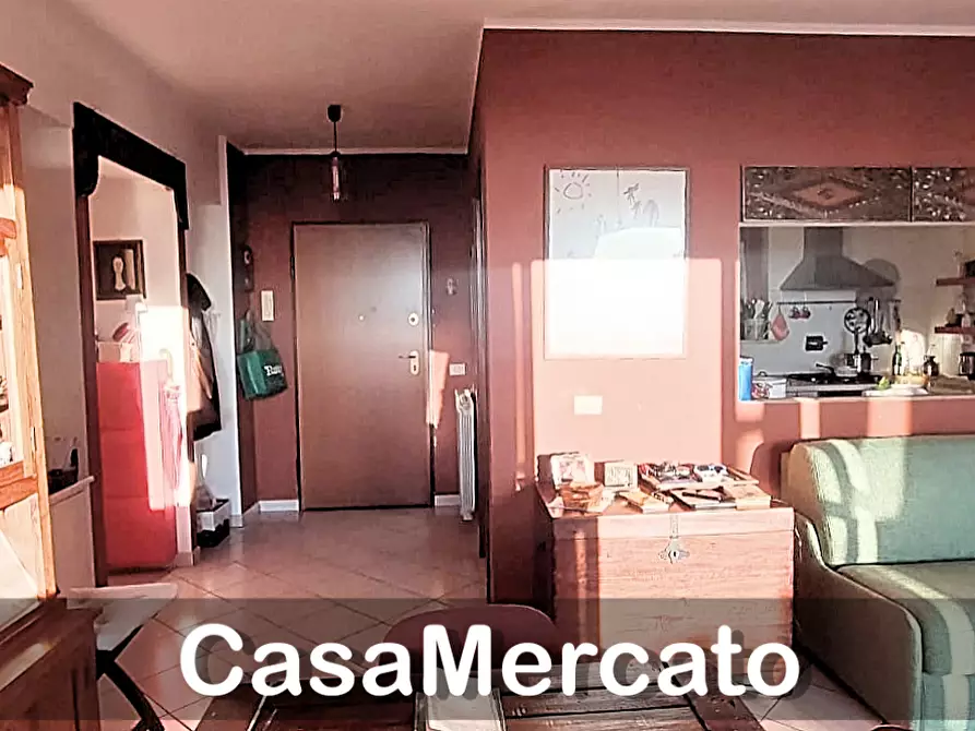 Immagine 6 di Trilocale in vendita  in Via Roma a Rocca Di Papa